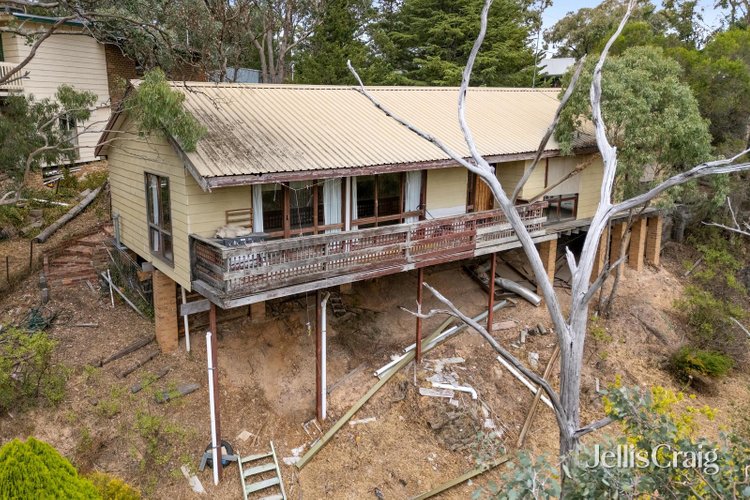 15 Upper Road Wattle Glen 3096