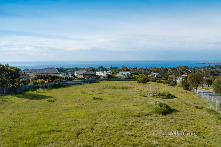15 Vantage Point Drive Mount Martha 3934