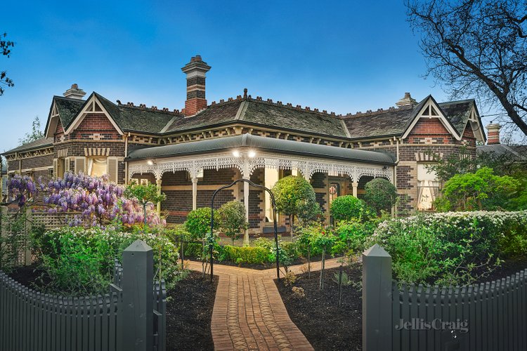 15 Victoria Road Camberwell 3124
