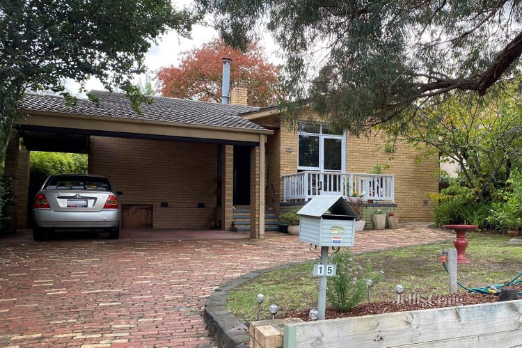 15 Wallabah Street Mount Waverley 3149