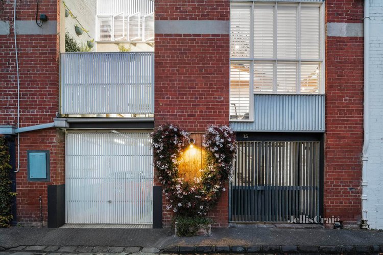 15 Waterloo Place Richmond 3121