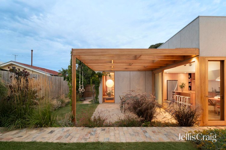 15 Watson Street Preston 3072