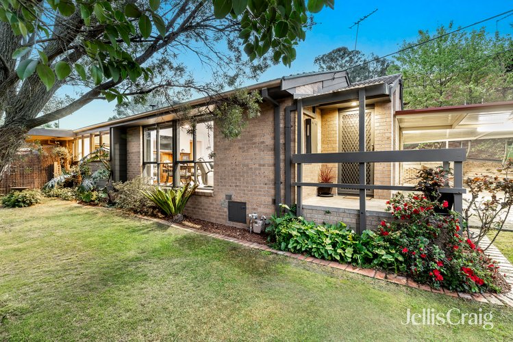 15 Yangoora Place Greensborough 3088