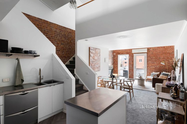 15 1 Pottery Court Brunswick 3056