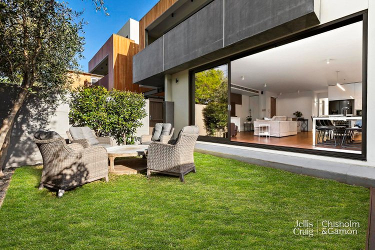 1 51 Spray Street Elwood 3184