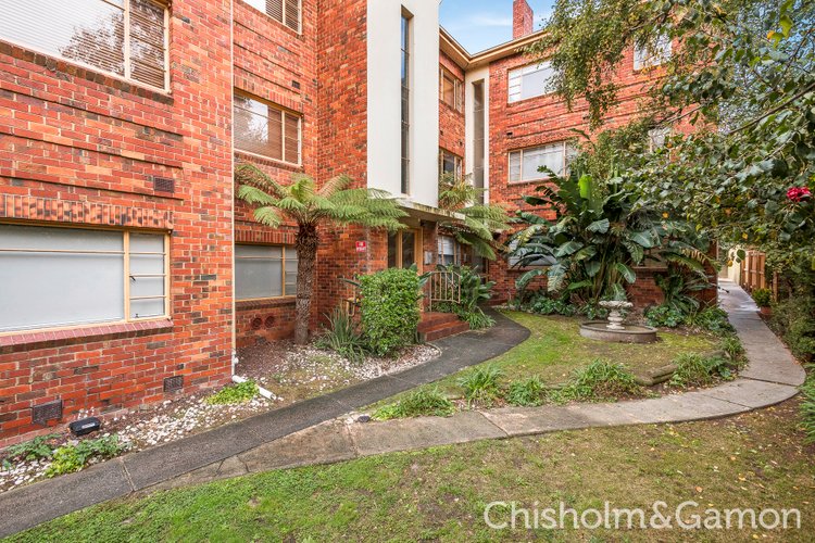15 10A Mitford Street St Kilda 3182