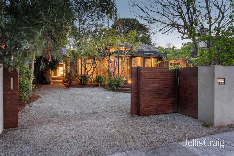 1523 Old Burke Road Kew East 3102