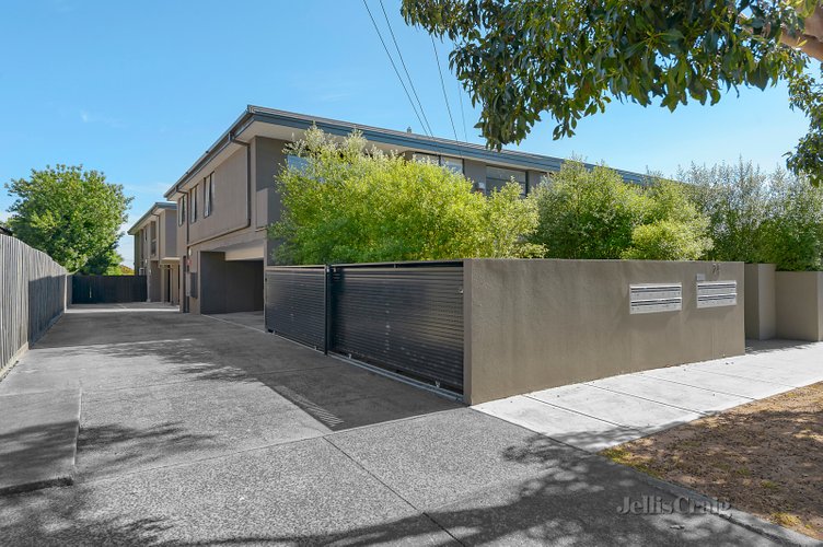 15/26 Holloway Street Ormond 3204