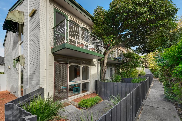 1/53 Aintree Road Glen Iris 3146