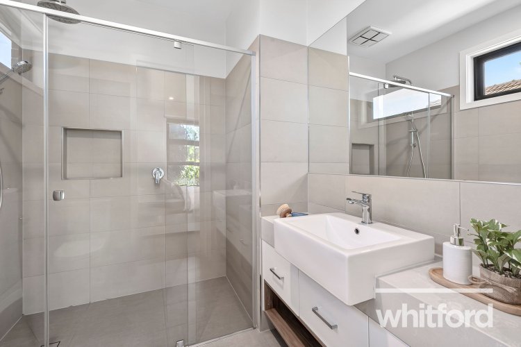 1/53 Stinton Avenue, Newtown