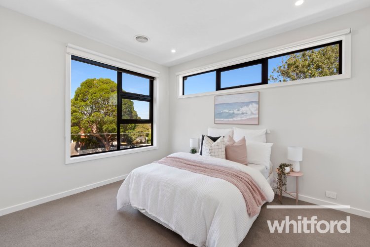 1/53 Stinton Avenue, Newtown