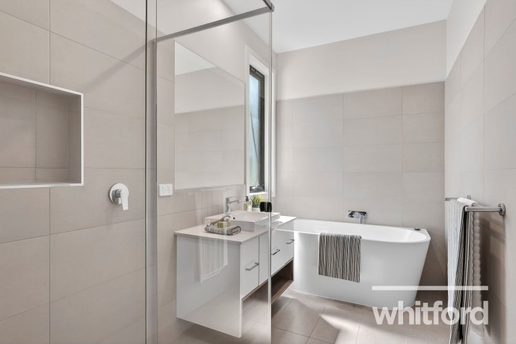 1/53 Stinton Avenue, Newtown