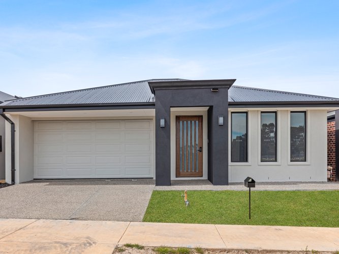 153 Thornton Avenue St Leonards 3223