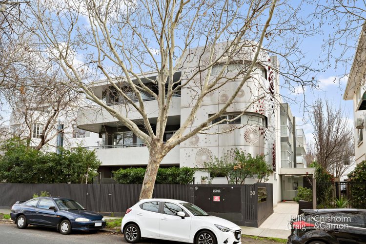 15 30 Docker Street Elwood 3184