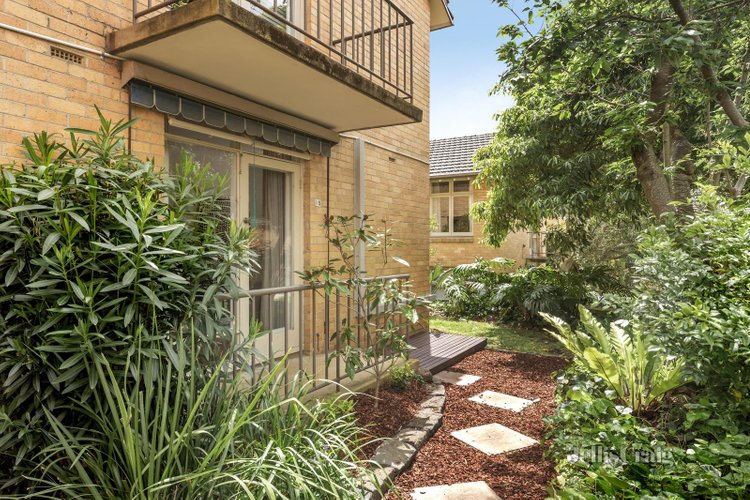 15 31 Barnsbury Road Deepdene 3103