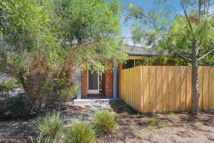 1/533 Springvale Road Glen Waverley 3150