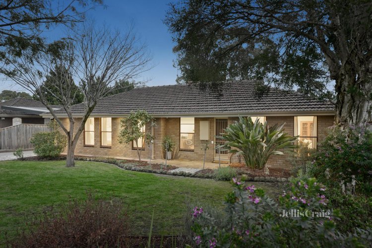 157 Plenty River Drive Greensborough 3088