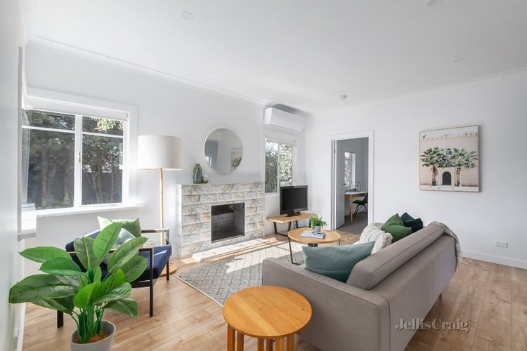 1/585 Warrigal Road Bentleigh East 3165
