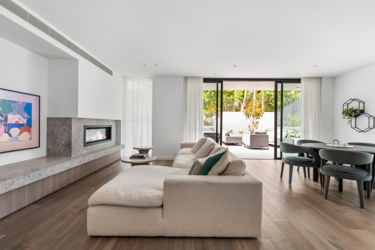 589 Toorak Road