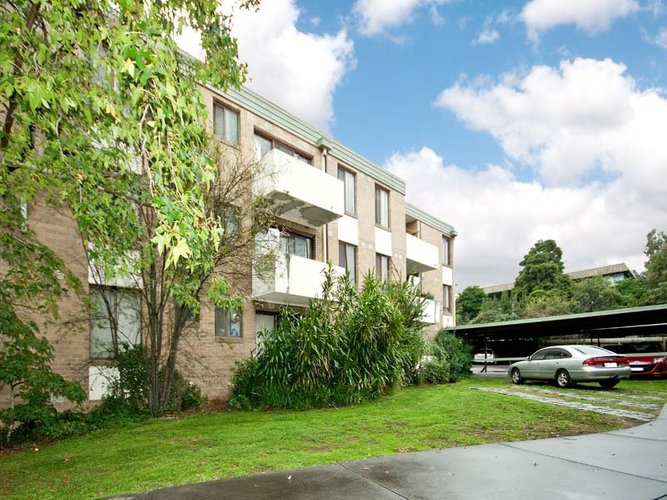 15 9 Ashted Road Box Hill 3128