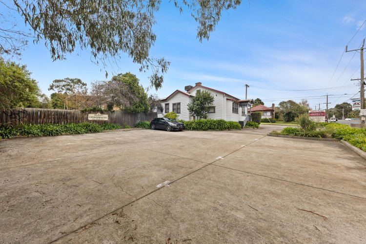 159 Greensborough Road  Macleod 3085