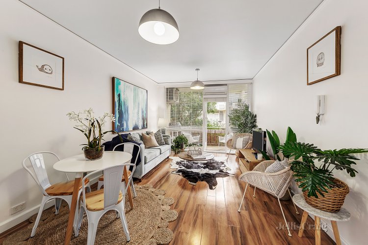 15/9 Lisson Grove Hawthorn 3122