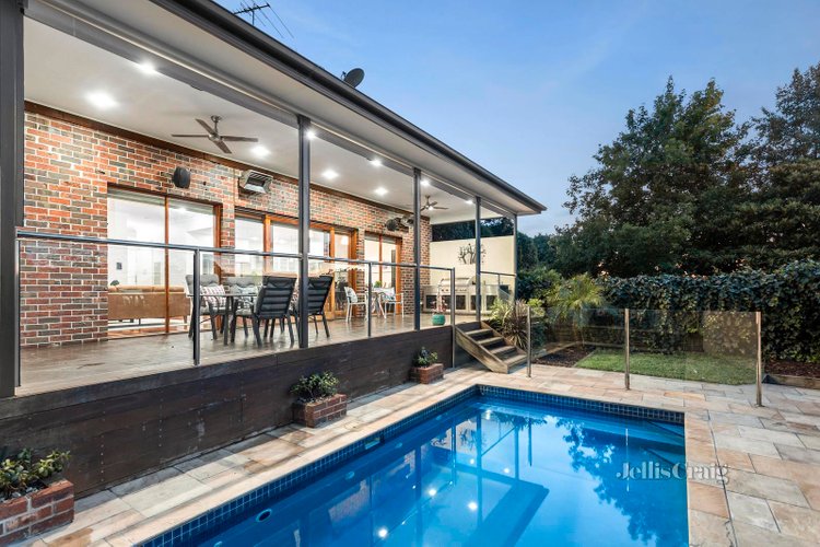 15A Braeside Avenue Ringwood East 3135