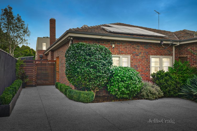15a Trevascus Street Caulfield South 3162