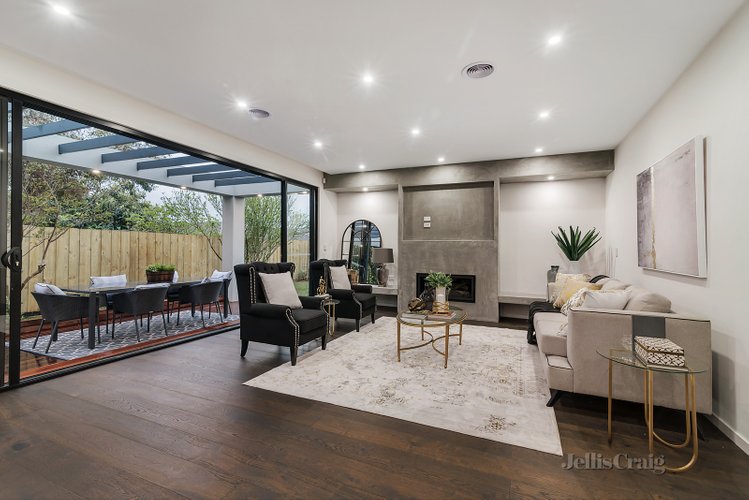 15B Foley Place Bentleigh East 3165