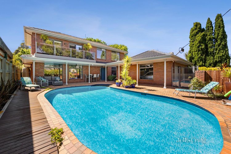 16 Alfred Street North Lake Wendouree 3350