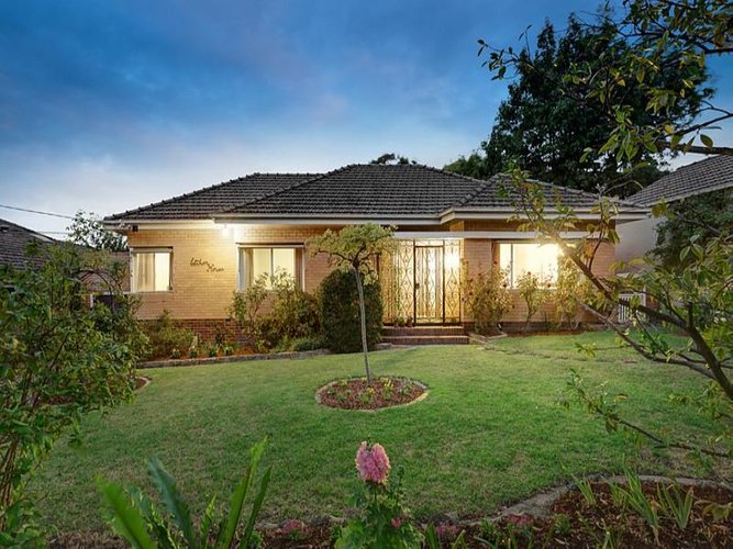 16 Black Street Mont Albert 3127