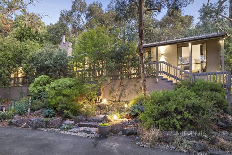 16 Browns Road Montrose 3765