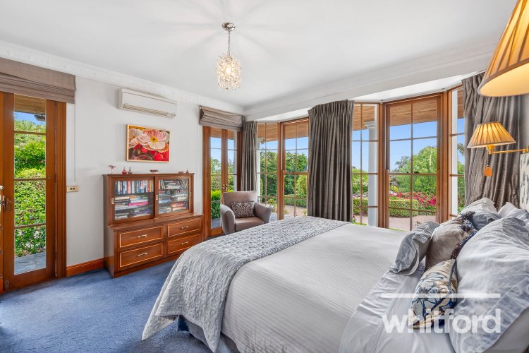 16 Cannes Court, Highton