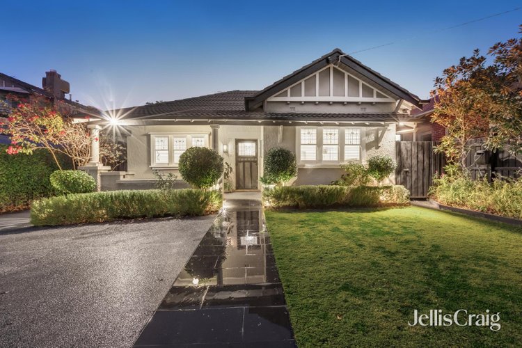 16 Capitol Avenue Mckinnon 3204