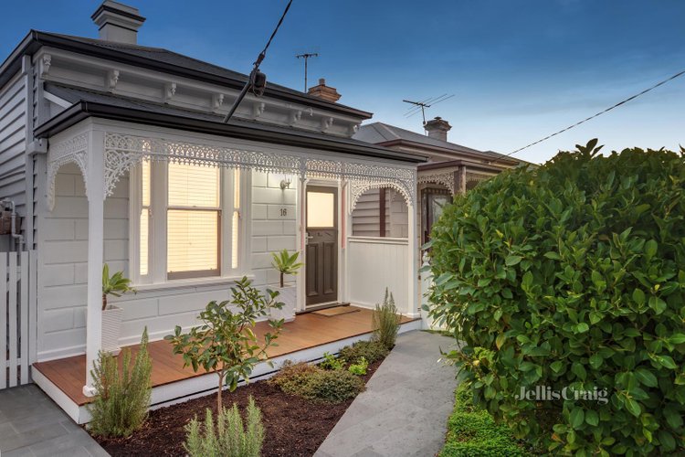 16 Caroline Street Hawthorn East 3123