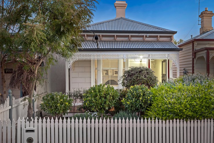 16 Caroline Street Hawthorn East 3123