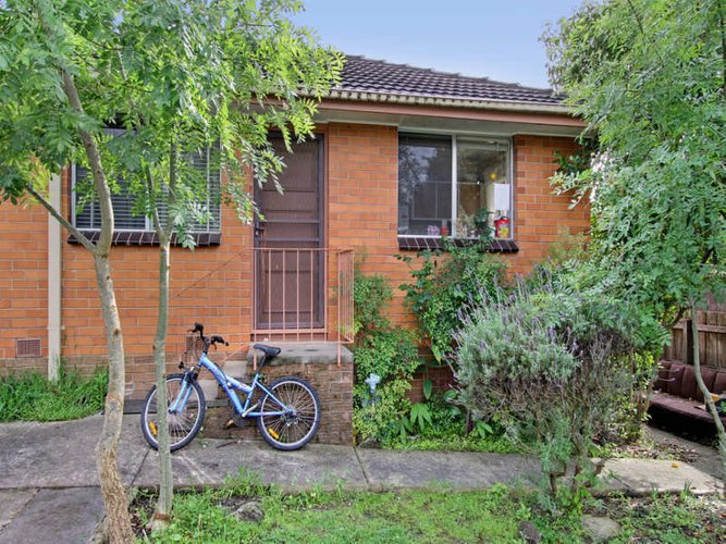 1 6 Central Avenue Mooroolbark 3138