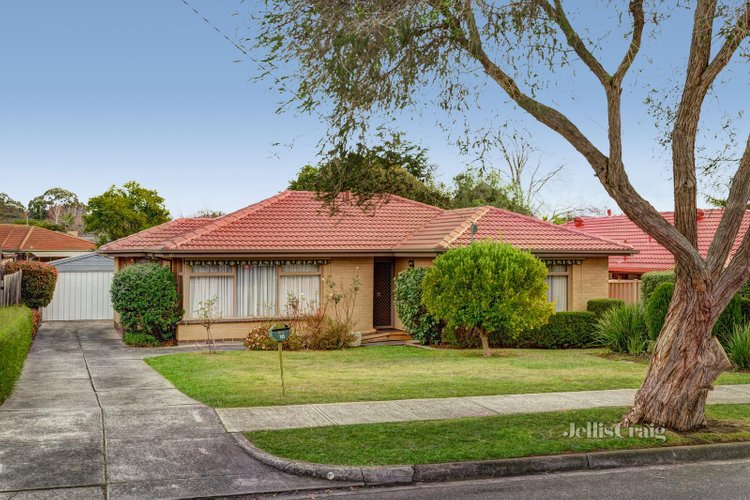 16 Compton Street Mitcham 3132