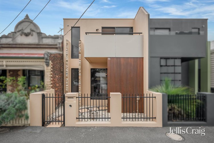 16 Cruikshank Street Port Melbourne 3207