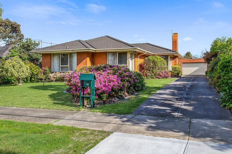 16 Cypress Avenue Glen Waverley 3150