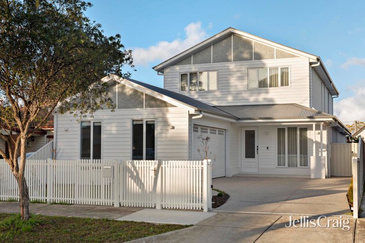 16 Dale Avenue Pascoe Vale 3044