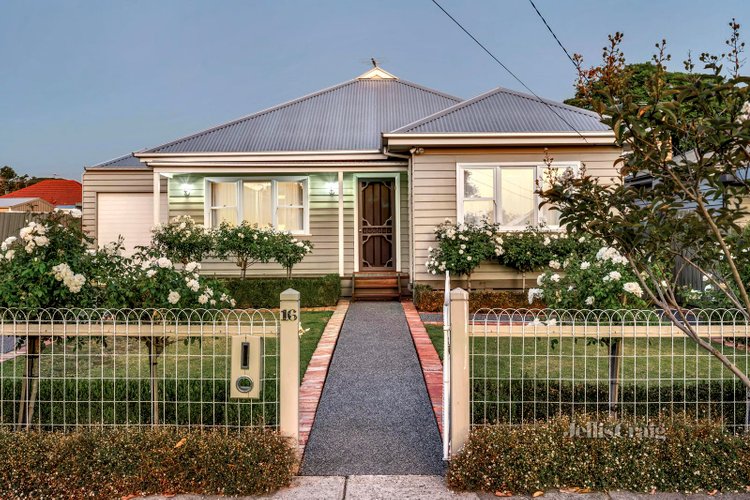 16 Davern Street Pascoe Vale South 3044