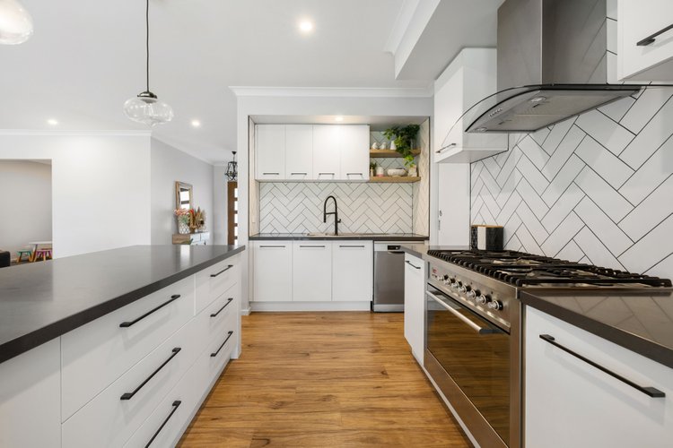 16 Davidson Drive, Wy&nbsp;Yung