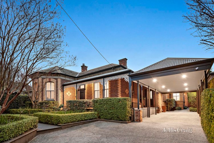 16 Deepdene Road Deepdene 3103