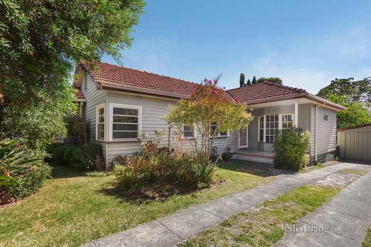 16 Dunscombe Avenue Ashburton 3147