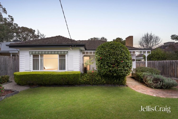 16 Ellison Street Blackburn 3130
