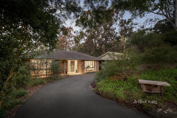 16 Enfield Street Eltham 3095