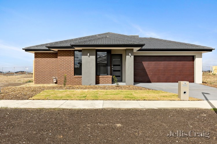 16 Gellibrand Road  Winter Valley 3358
