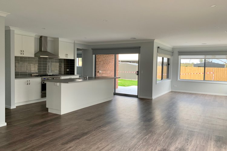 16 Haylock Drive, Paynesville