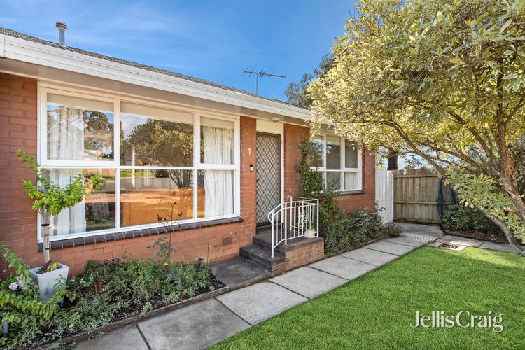 1 6 Hendriks Court Highton 3216